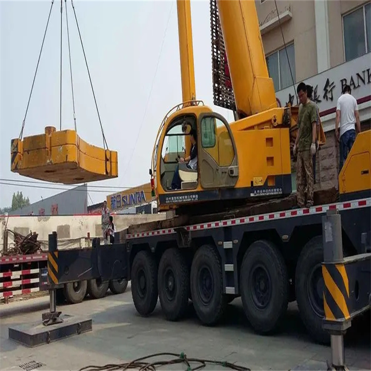 陵水当地吊车出租|机器吊装|75吨|工厂搬迁服务